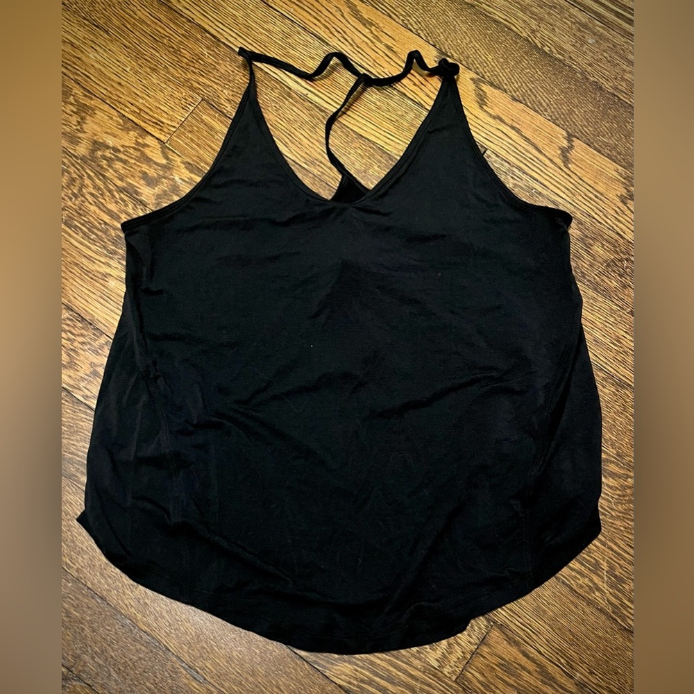 Lululemon tank - strappy race back.